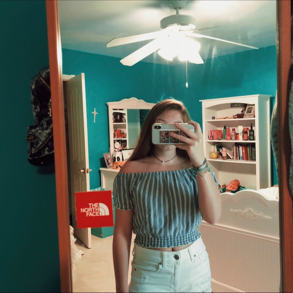 Super cute striped top